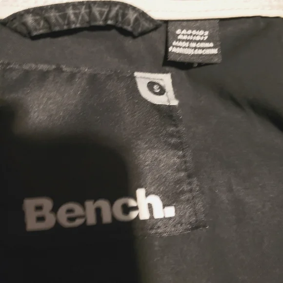 Bench Small Jacket - Picture 9 of 9